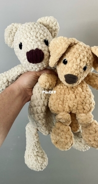 Bear and golden retriever