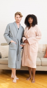 Seamwork - 3242 Elm Unisex Robe - Sizes 00-30
