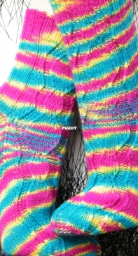 Pflanzenknolle Socks by Scarlet Plume-English,German-Free