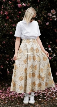 The Clover Pattern - Rosery Apparel - English