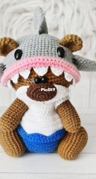 Crochet Wonders Design - Crochet Funny Bear - Olga Kurchenko - Outfit Shark for Bear