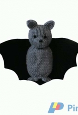 Knitables - Bat by Sarah Gasson