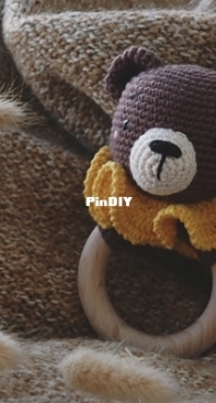 Iradumi - Stefy Plun -  Estefanía Platero - Bear rattle - Sonajero oso - Spanish - Free