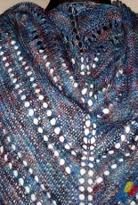 KISS Triangle Shawlette by Brenda Whitehead /Elegantly Tangled-Free