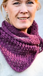 Just a moment Scarf by Karin M Andersson-English,Swedish-Free