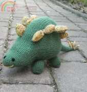 Knitted Stegosaurus by Jacob Haller - Free