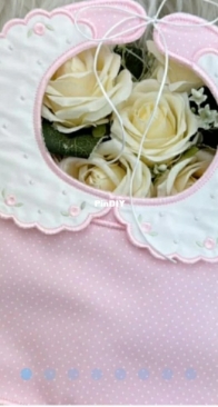Babador e Gola Bordado a Maquina - Machine Embroidered Bib and Collar - Unknown Designer - Portuguese