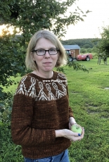 Apple Valley Pullover by Pam Sluter-Free