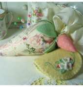 Crabapple Hill - Vintage Strawberry Pincushion