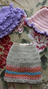 By Hook by Hand - Beth Ann Webber - Free Spirit Amigurumi Simple Skirts - Free