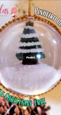 Mr Nog Crochets - Luis Felipe - Christmas Tree - Pinheiro de Natal - English and Portuguese - Free