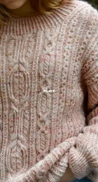 Odda Sweater by Valentina Bogdanova