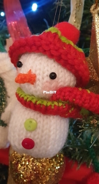 Snowman Tree Ornament by L.T.Marshall - Free