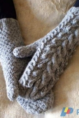 Emmas Mittens by Minh Hoang -Free