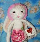 Lalylala is based on Rita bunny pattern, small changes ..