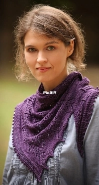 Tulippa Shawl by Kristina Vilimaite