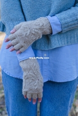 Fall Foliage Fingerless Gloves by Anna Radchenko | WoollyWood Design