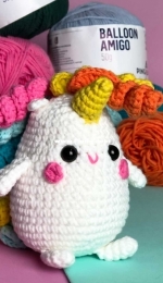 Atelie Pingouin - Karina Mie - Egg unicorn - Unicórnio Ovo - Portuguese - Free