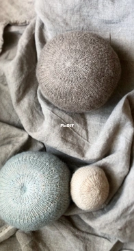 Mini Augustins no. 2 - Anne-Sophie Velling - Augustins knitwear