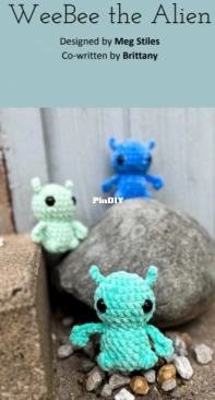 Megs Makes Patterns - Meg Stiles - Weebee Alien