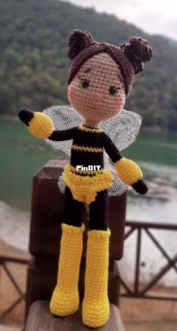 Betty Gurumi - Betūl Yüksel - Bumble Bee - Turkish
