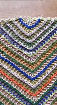 Heike Strecker - Scarf with bow design Frühling am Kaiserstuhl - English and German - Free