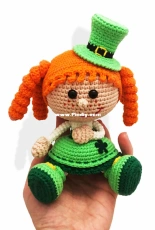 Little Owls Hut - Galina Stelmakhova -  Doll in a St Patrick Leprechaun Outfit