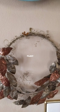 Decorative wreath