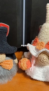 Pampino wedding gnomes