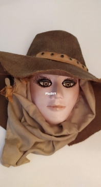 Masque made from plaster