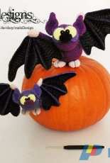 Mala Designs - Mandy Herrmann - Bats - Russian - Translated - Free