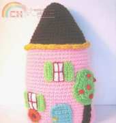 CrochetNPlayDesigns - CraftyAnna - Happy house pillow