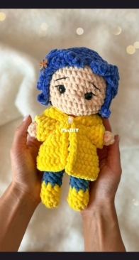 Halloween Adventure Doll - Fennec toys - English