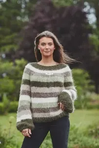 Sandra Sweater by Siv Kristin Olsen - Russian Translated