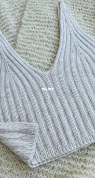 Knit Diet - Basic Top by Maria Kochugura - English
