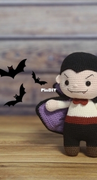 MK RHO - Ro Mi-kyung - Mini Dracula