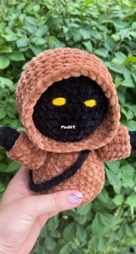 Peach Penguin Crochet - Noelle P Rigtrup - Jawa