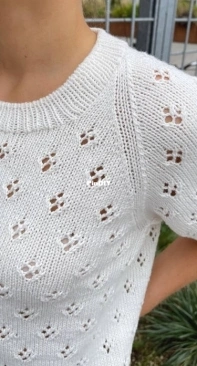 Rigmor tee by Mette-Wendelboe Okkels - PetiteKnit - English, Swedish, Danish, Norwegian and German