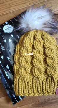 Plottwist Hat by Hogtie Knit Goods