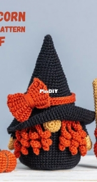 Mufficorn - Olga Chemerys - Gnome witch with broom and pumpkin