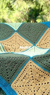 Colorful Love Made - Martina Supova Designs - Martina Supova - Romantic Granny Squares Blanket