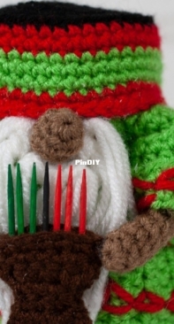 Winding Road Crochet - Lindsey Dale - Kwanzaa Gnome - Free