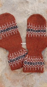 Big Cuff Mittens by Traci Scott-Free