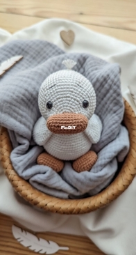 Duck Emmi - NeyNey Crochet - Agnes Schmidt  - English or German