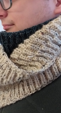Scollar Cowl by Maria Zilakou-Free