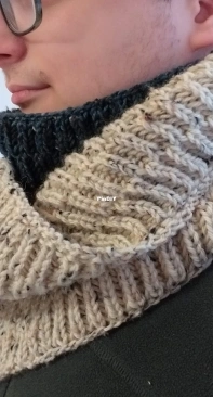 Scollar Cowl by Maria Zilakou-Free