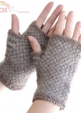 Pixelated Mushroom - Nyss Parkes - Linen Stitch Gloves - Free