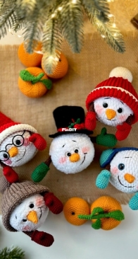 Toys Metlina Elena _ crochet pattern funny snowballs _ English