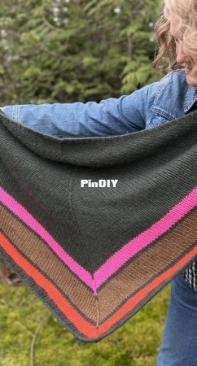 Eddie Shawl by The Lamb Kid Designs - Free