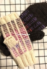 Fado Mitts by Dartmouth Yarns